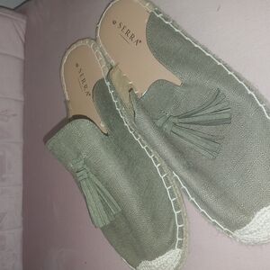 Serra Women's Green Espadrilles